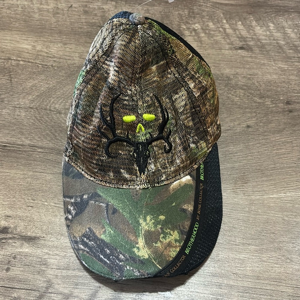 Paramount Outdoors camo hat with lights